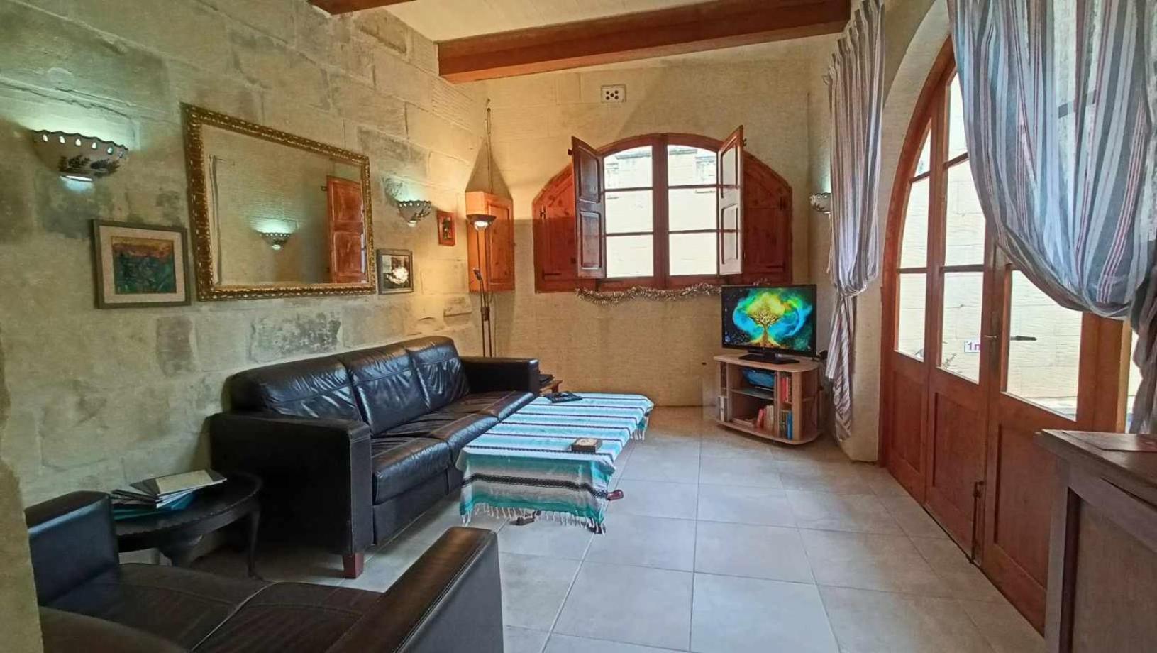 Arthome - Guest Rooms Арб Екстер'єр фото